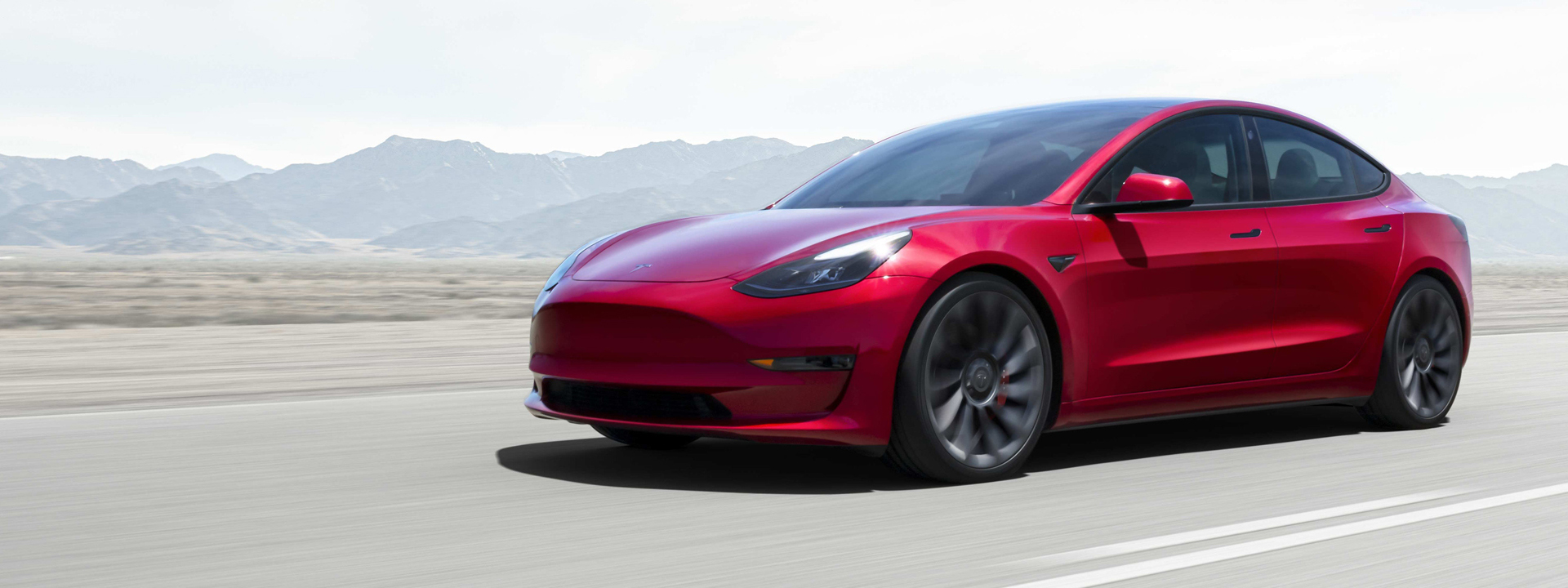 Globalcar_Tesla Model 3_Noleggio Lungo Termine